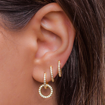 From Classic To Trendy: The Ultimate Guide To Gold Earrings